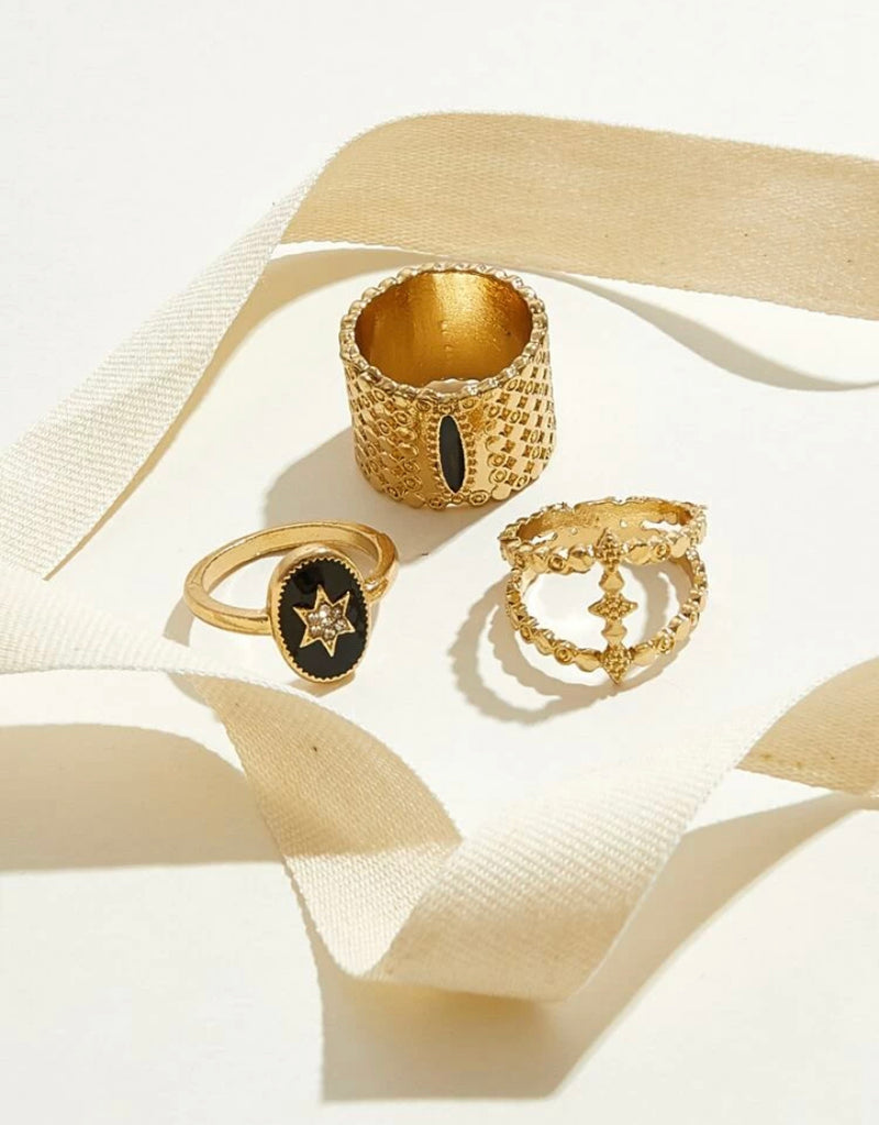 Rhinestone Engraved Star & Textured Rings (3 Pieces)